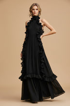 Midnight Elegance Maxi Jurk van Chiffon met Halterhals, Ruches en Plooien