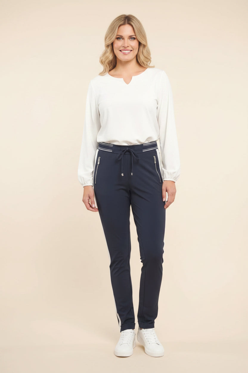 261Eve Travel Broek donkerblauw