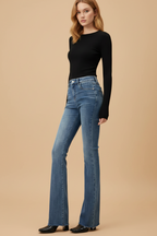 Vivirose| Flare Jeans met Raw Hem