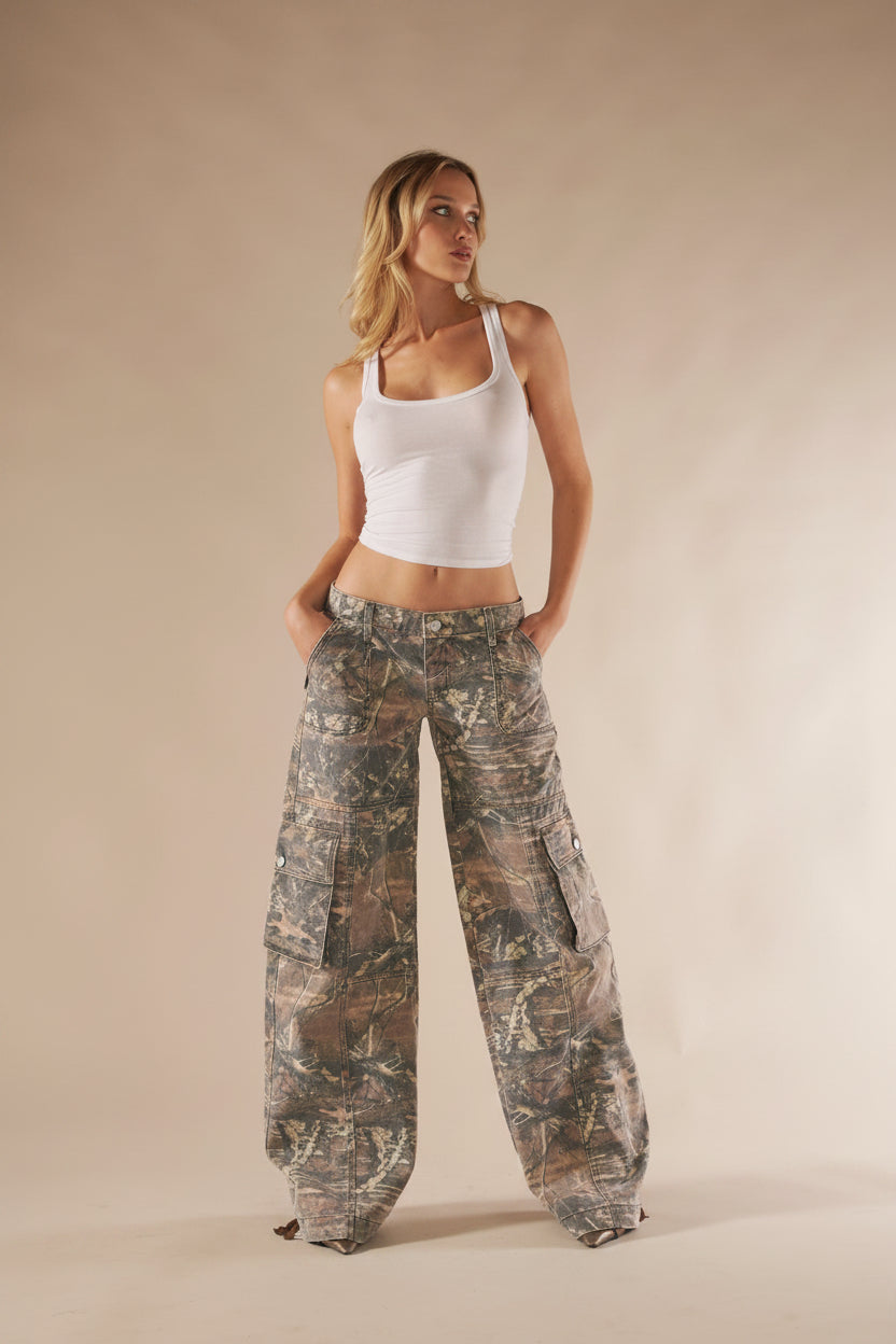 Vivirose| Cargo Broek met Realistische Camouflageprint