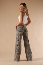 Vivirose| Cargo Broek met Realistische Camouflageprint