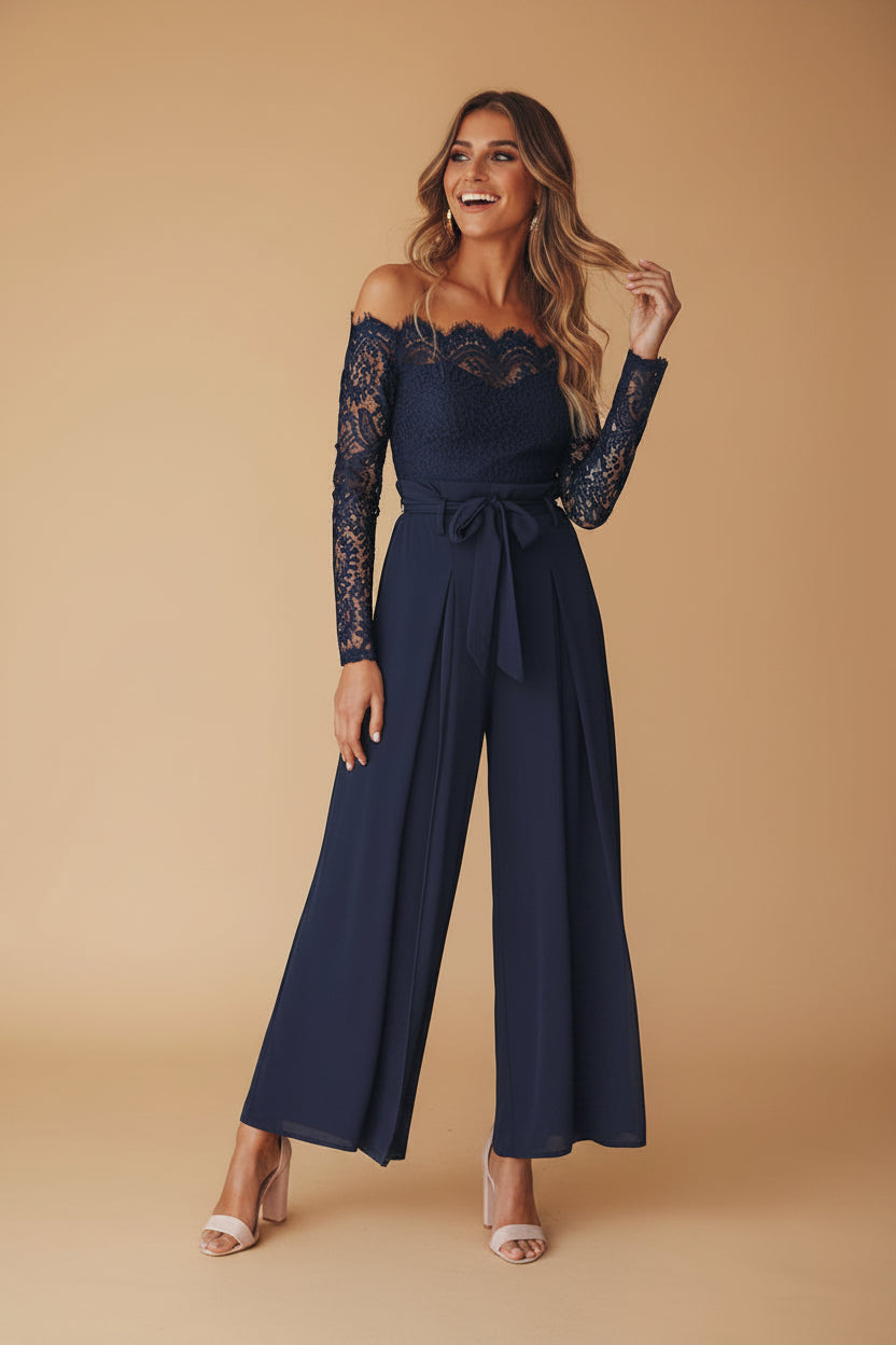Vivirose - Off Shoulder Jumpsuit Met Kant En Hoge Split