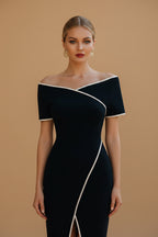 Getailleerde Sheath Jurk met Off-Shoulder Halslijn en Contrasterende Details