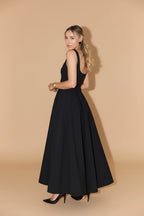 Vivirose- Midi Jurk Met Hoge Taille En Vierkante Hals